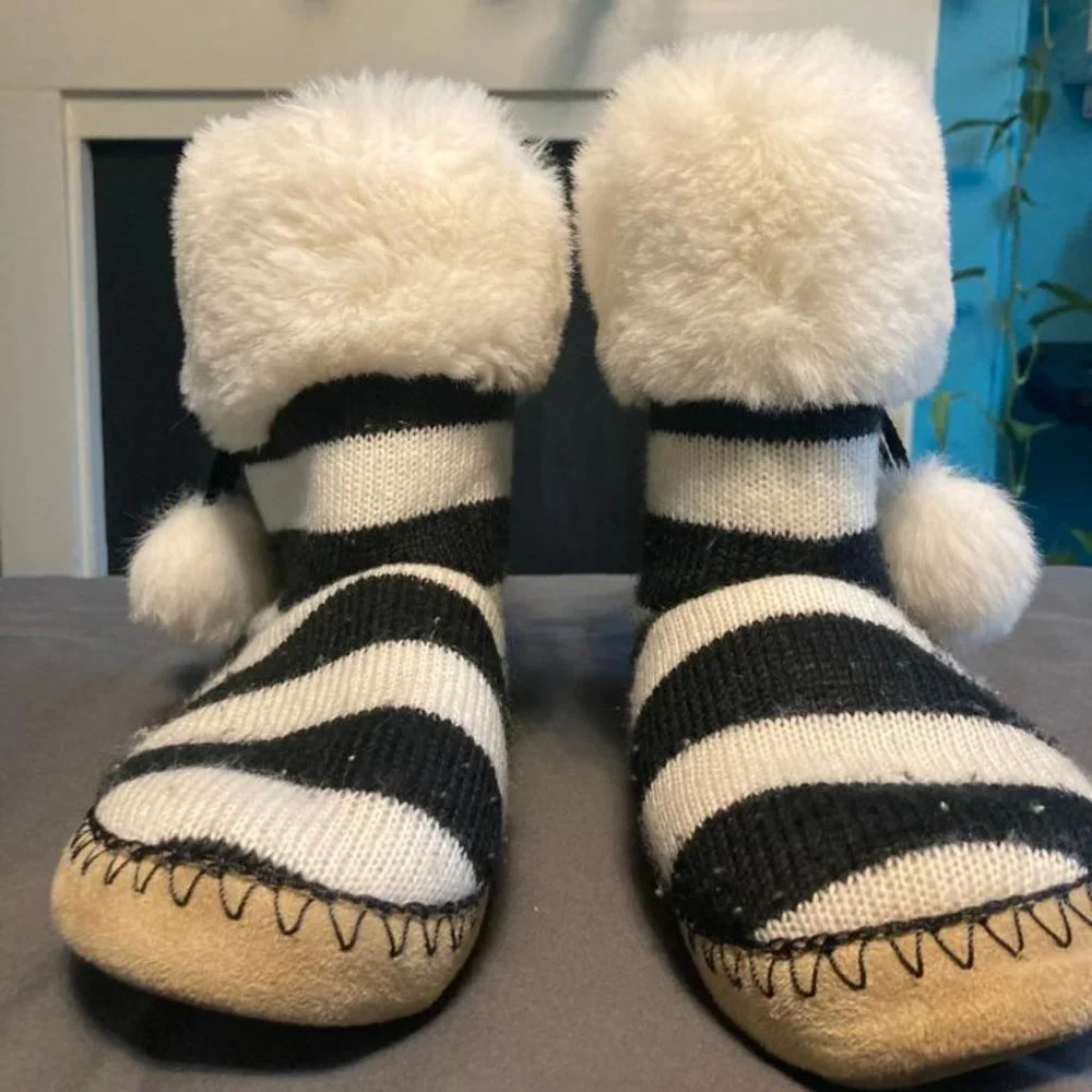 Boot Slippers - Picture 3 of 3